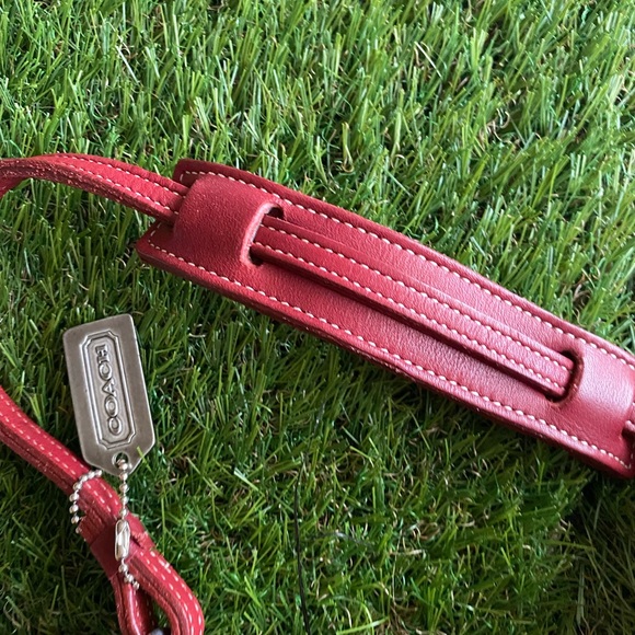 Red Coach shoulder bag - Picture 10 of 16